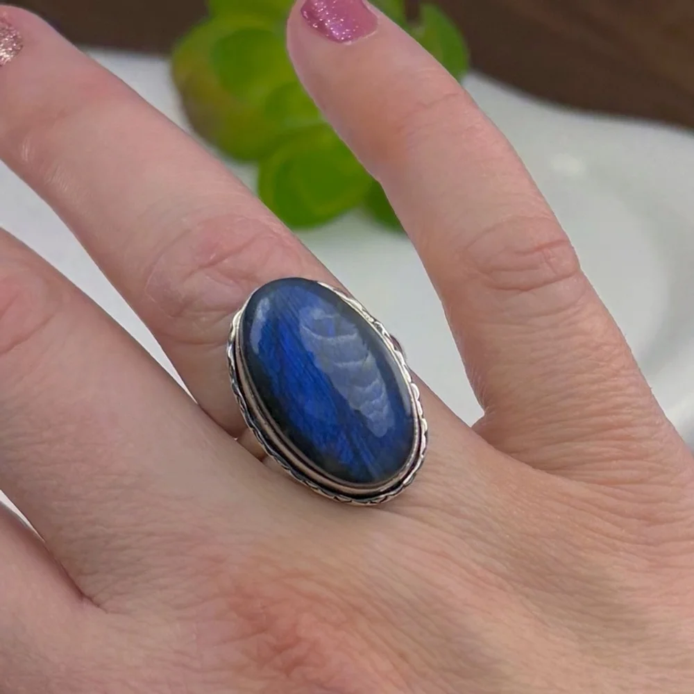Natural Blue Labradorite Ring Size 7 Vintage Boho Sterling Silver 925 Overlay
